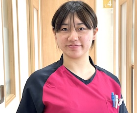 信近 莉乃